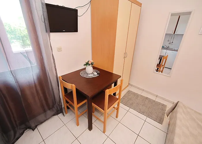 Apartman Floras