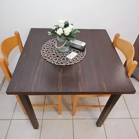 Floras Apartament Tkon